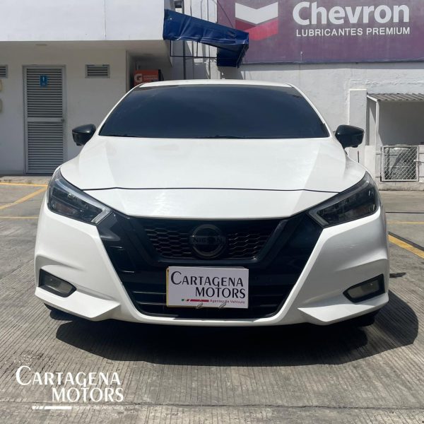 NISSAN VERSA EXCLUSIVE 2022