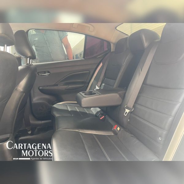 NISSAN VERSA EXCLUSIVE 2022