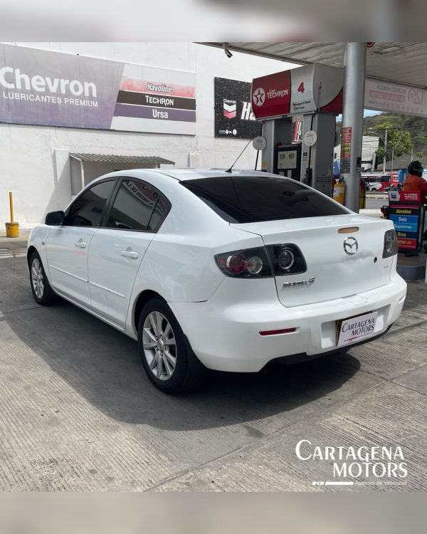 MAZDA 3 SEDAN 2012