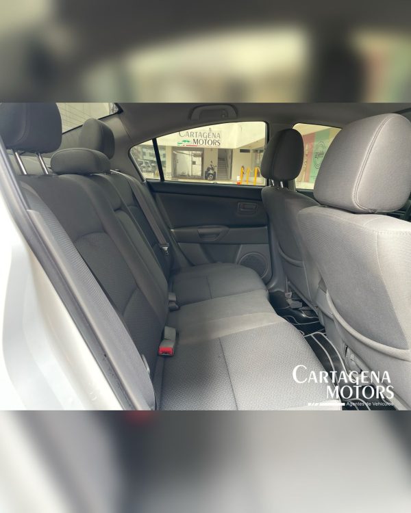 MAZDA 3 SEDAN 2012