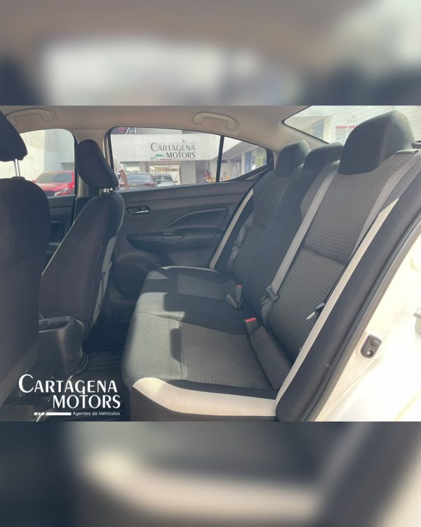 NISSAN VERSA ADVANCE 2023