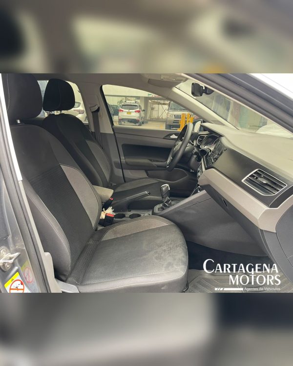 VOLKSWAGEN POLO COMFORTLINE 2022