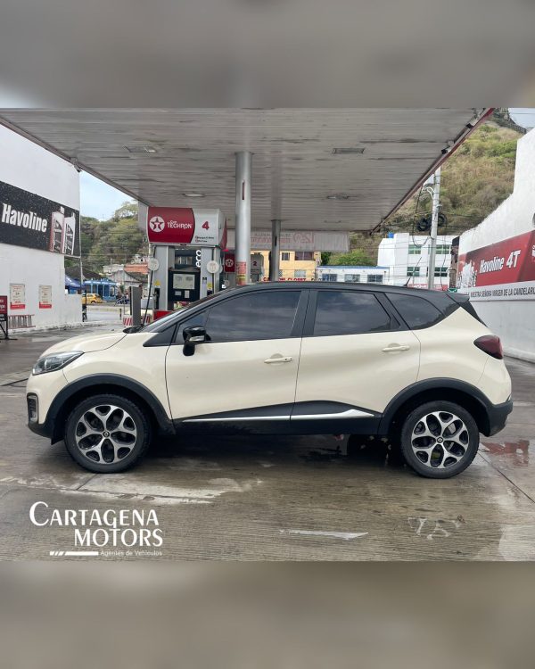 RENAULT CAPTUR INTENS 2018