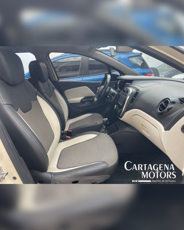 RENAULT CAPTUR INTENS 2018