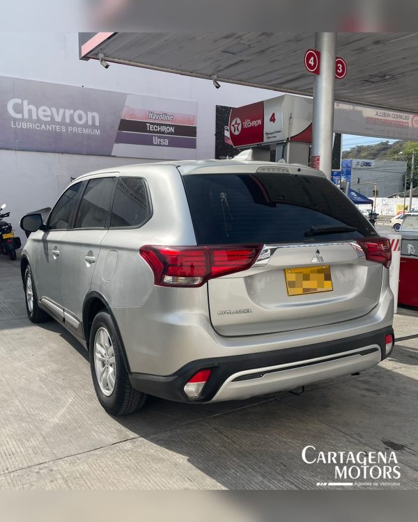 MITSUBISHI OUTLANDER KAITEKI FULL TP 2021