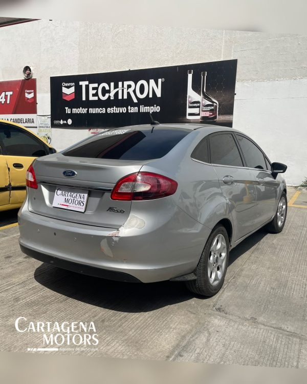 FORD FIESTA SE 2011