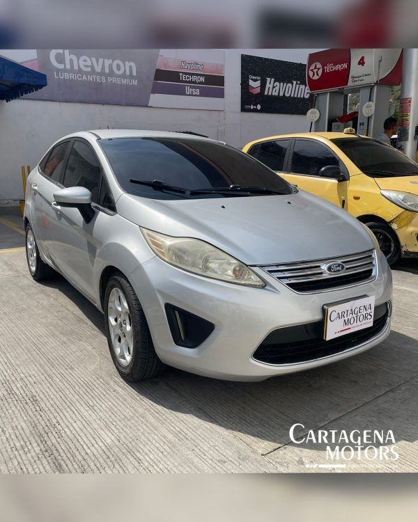 FORD FIESTA SE 2011