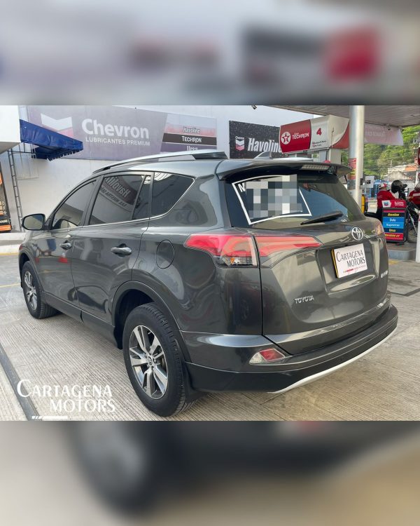 TOYOTA RAV 4 STREET 2018