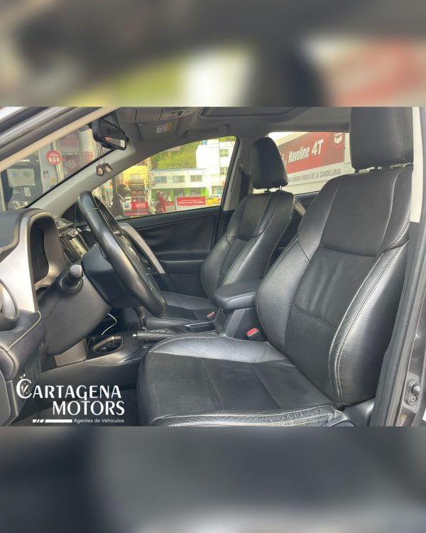 TOYOTA RAV 4 STREET 2018