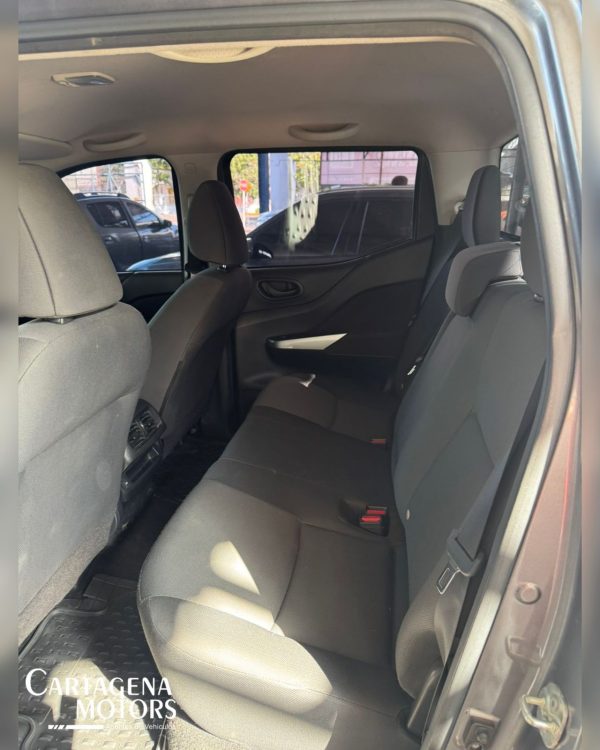 NISSAN FRONTIER 2FL 2023