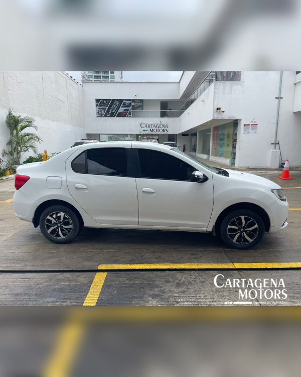 RENAULT LOGAN PRIVILEGE INTENS 2019