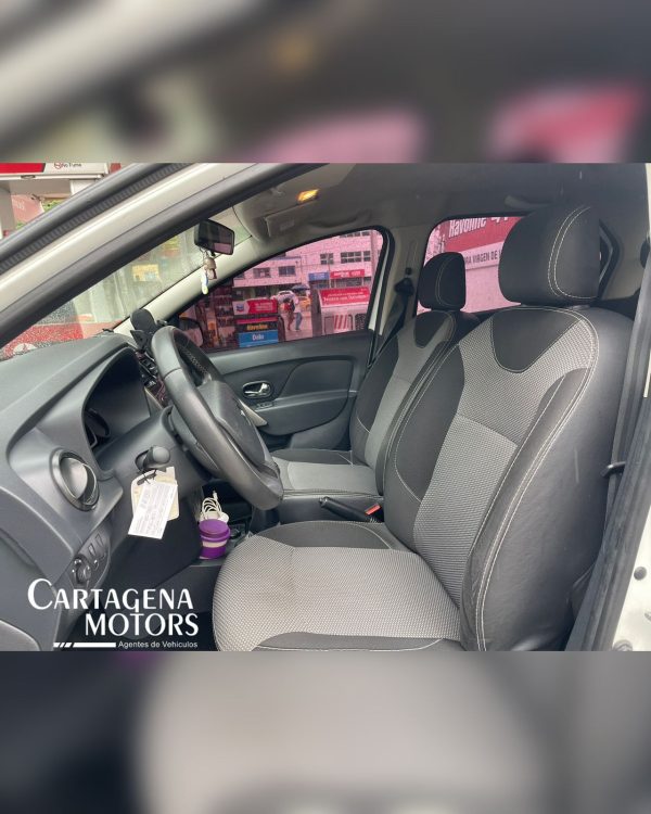 RENAULT LOGAN PRIVILEGE INTENS 2019