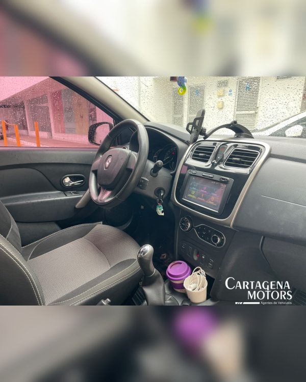 RENAULT LOGAN PRIVILEGE INTENS 2019