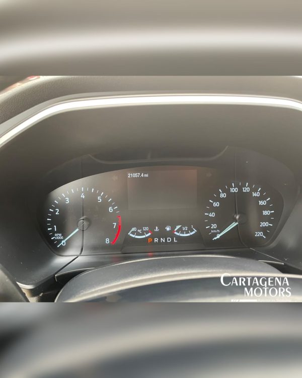 FORD ESCAPE SE 2021