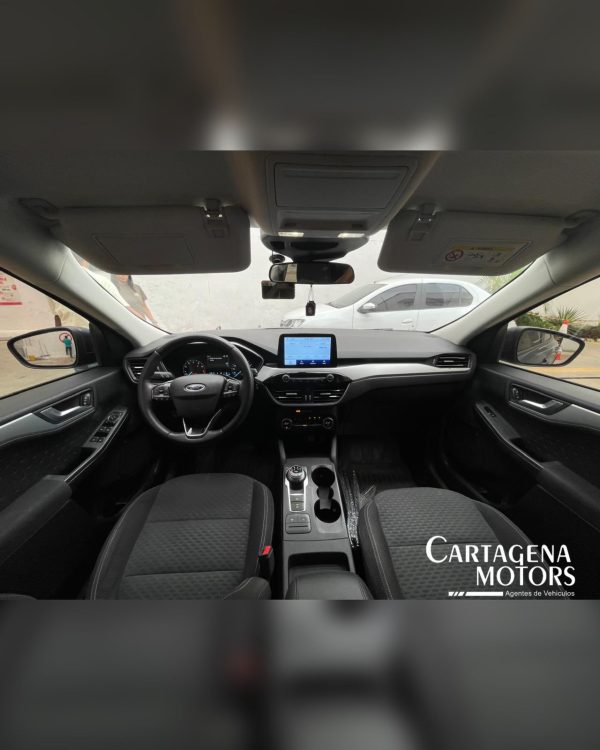 FORD ESCAPE SE 2021