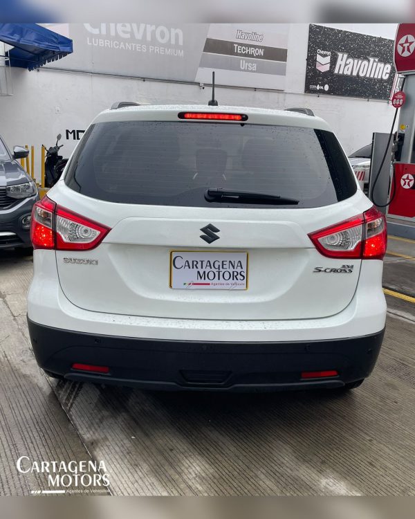 SUZUKI SCROSS 2WD AT 2022